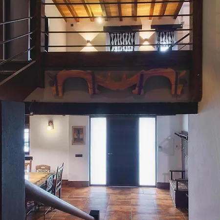 La Casa Vieja De Robledo Ferienhaus *