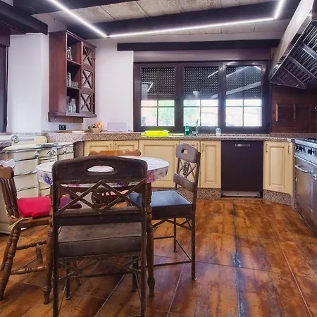 Ferienhaus La Casa Vieja De Robledo *