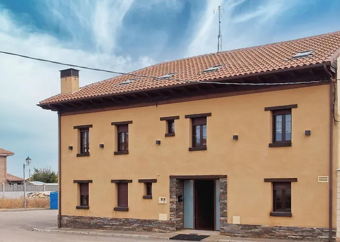 La Casa Vieja De Robledo Дом отдыха *